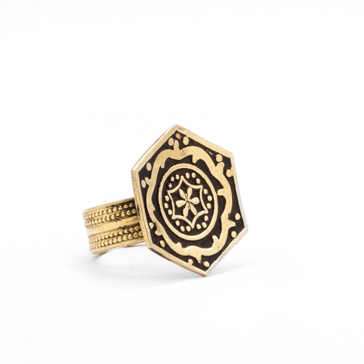 SHAMS' Ringe